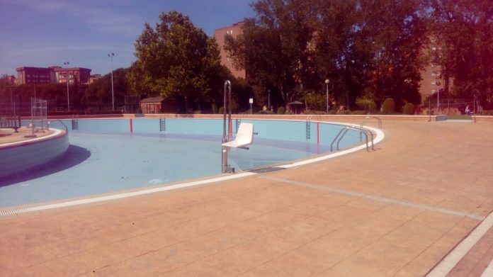 Piscina El Carrascal