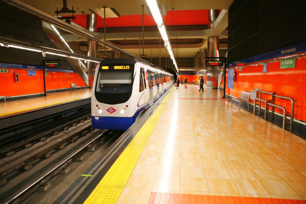 metro 7B