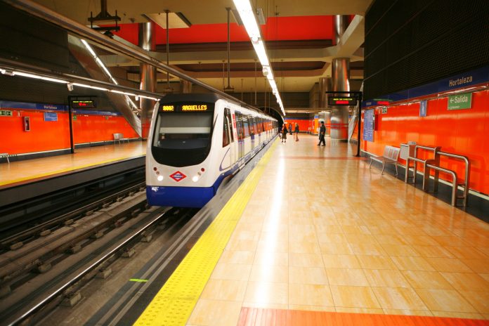 metro 7B