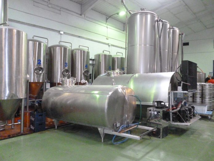 Cervezas La Cibeles tanques