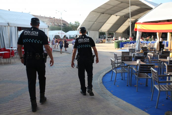 POLICIA EN FIESTAS