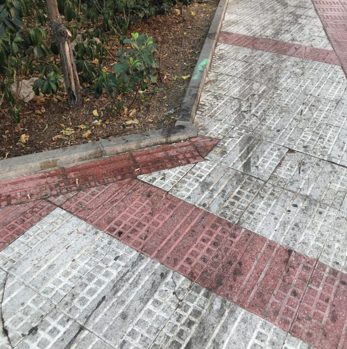 acera sucia centro getafe