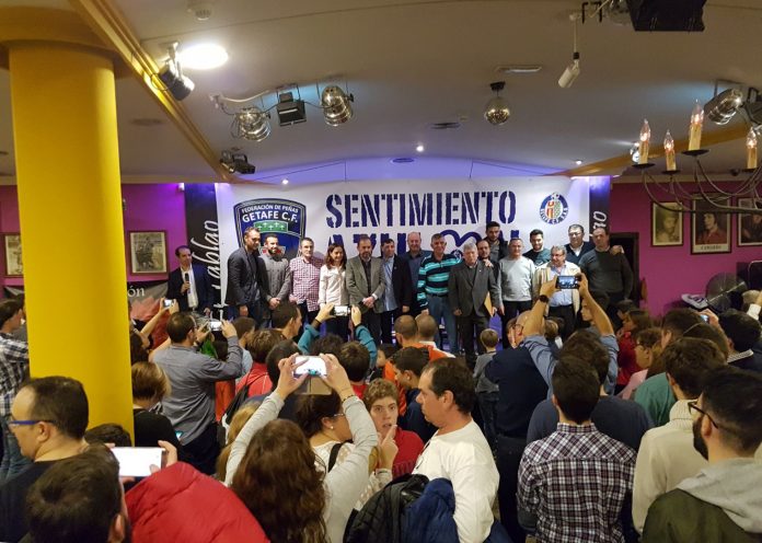 Gala Sentimiento Azulón