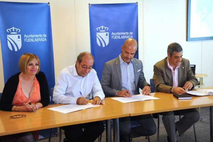 FIRMA-CONVENIO-CRUZ-ROJA-REFUGIADOS-(5)