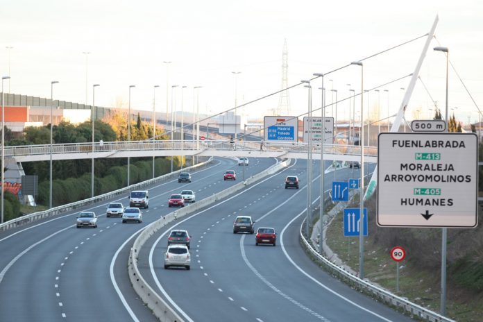 PASARELA SOBRE M-506