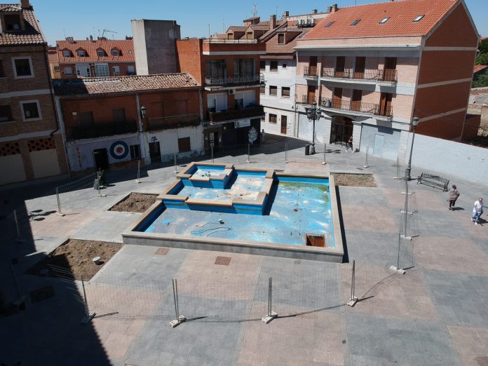 fuente plaza españa fuenlabrada